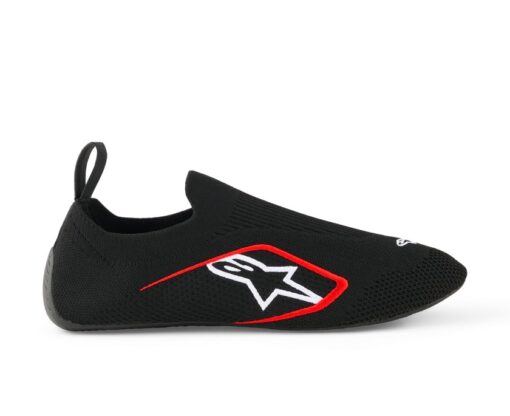 2710626_10_TECH_GAMING_SHOES_R3_8066416d-9718-41c3-9448-d40e6d59d6e2-510x416