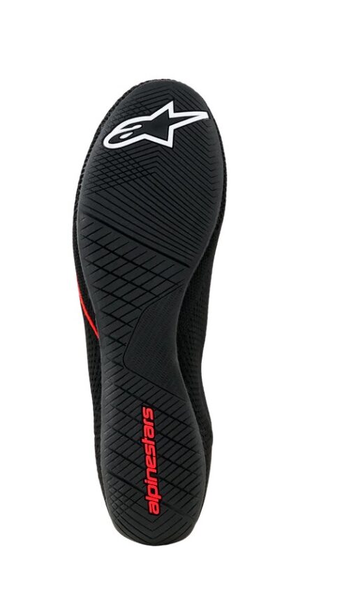 2710626_10_TECH_GAMING_SHOES_R6_d057c87c-d85a-4295-9f31-f88f7243ce9a-510x852